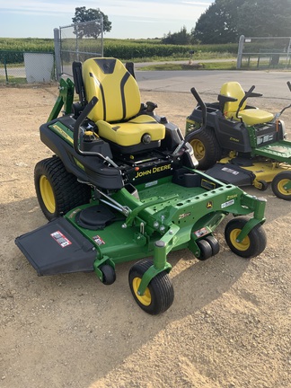 2022 John Deere Z930M Mower/Zero Turn