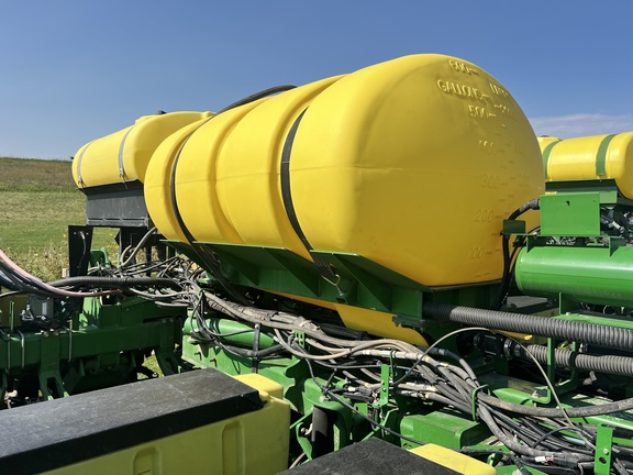 2014 John Deere 1770NT Planter