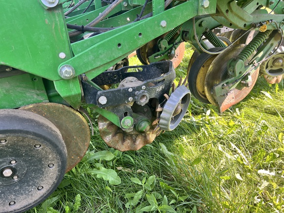 2014 John Deere 1770NT Planter