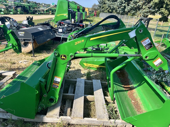 2023 John Deere 220R Loader