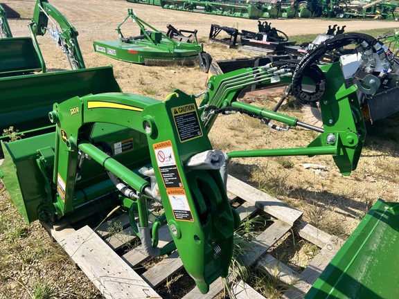 2023 John Deere 120R Loader