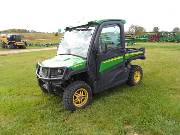 2019 John Deere XUV835R ATV