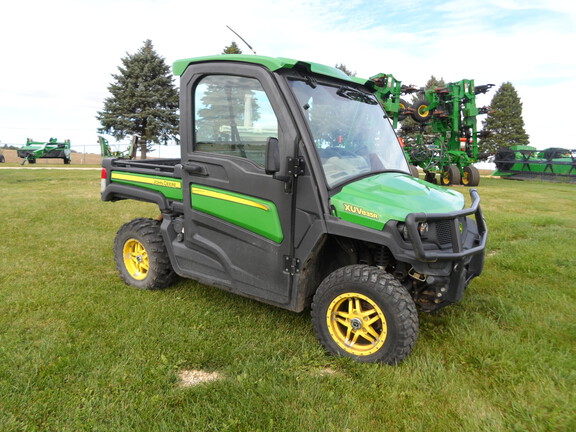 2019 John Deere XUV835R ATV