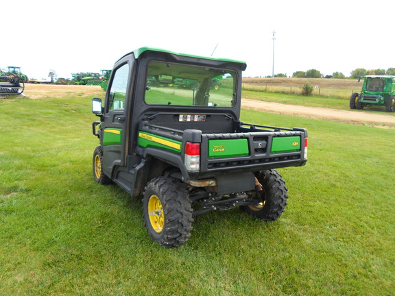 2019 John Deere XUV835R ATV