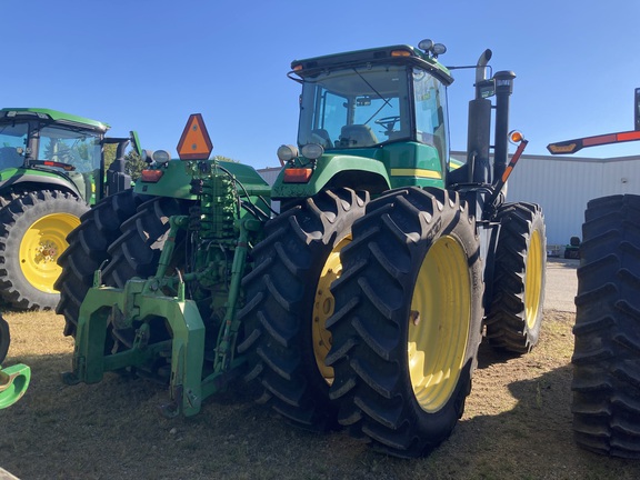 John Deere 9230 Tractor 4WD