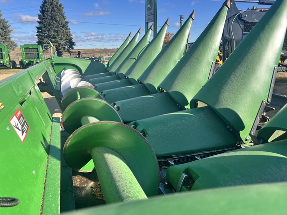 2015 John Deere 608C Header Corn Head