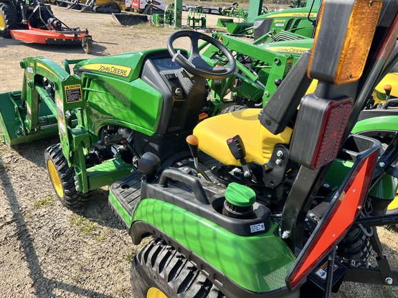 2022 John Deere 1025R Tractor Compact