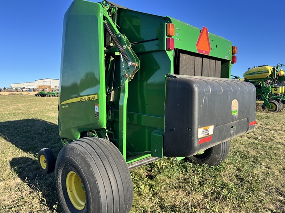 2019 John Deere 560M Baler/Round