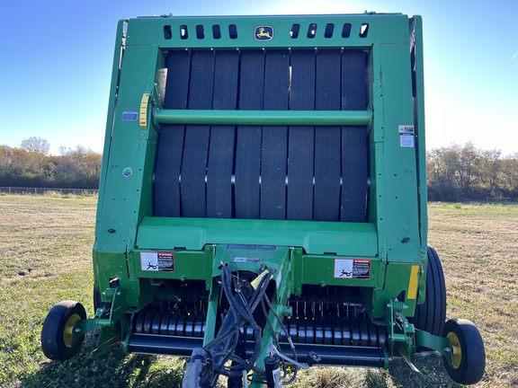 2019 John Deere 560M Baler/Round