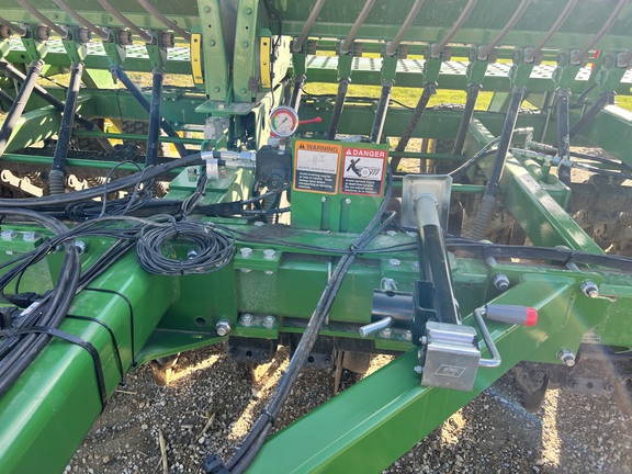 2022 John Deere 1590 Drill