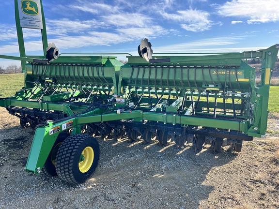 2022 John Deere 1590 Drill