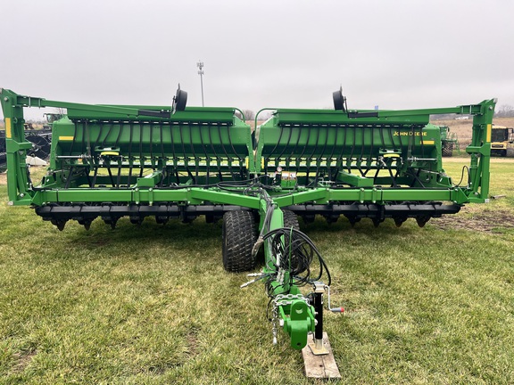 2022 John Deere 1590 Drill