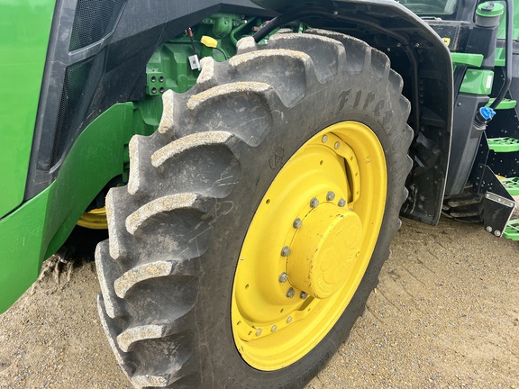 2021 John Deere 8R 250 Tractor