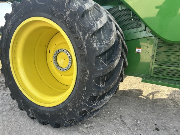2024 John Deere S790 Combine