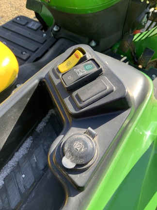 2021 John Deere 3038E Tractor Compact