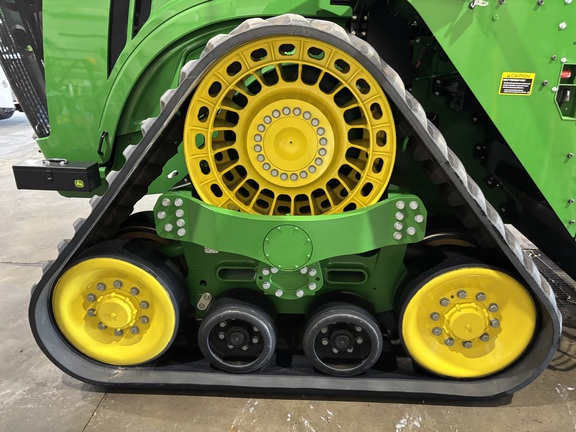 2023 John Deere 9RX 640 Tractor Rubber Track