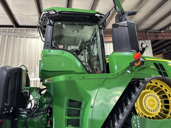 2023 John Deere 9RX 640 Tractor Rubber Track