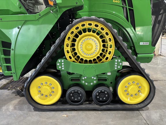 2023 John Deere 9RX 640 Tractor Rubber Track