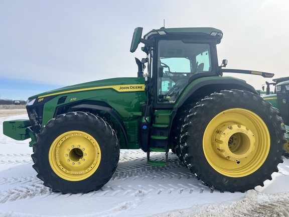 2023 John Deere 8R 370 Tractor