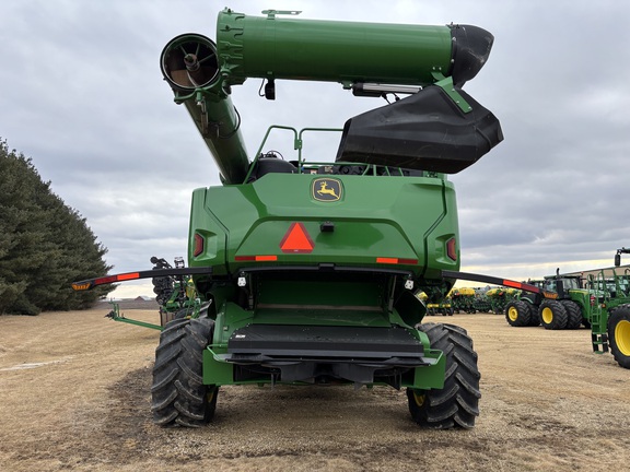 2023 John Deere X9 1000 Combine