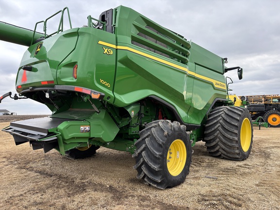 2023 John Deere X9 1000 Combine
