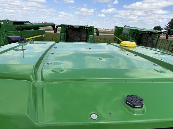 2024 John Deere 9R 640 Tractor 4WD