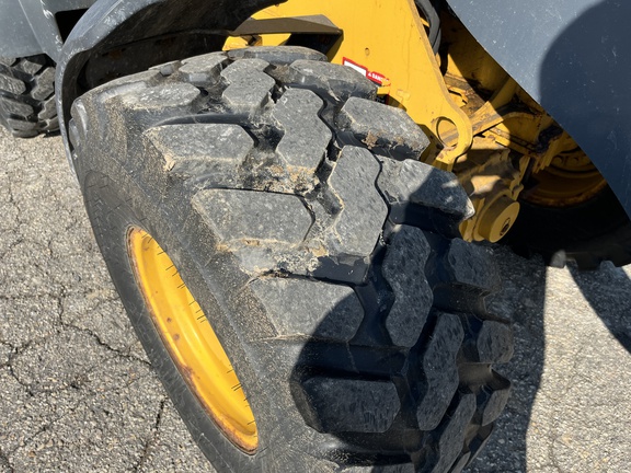 2019 John Deere 304L Compact Utility Loader