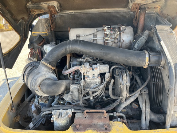 2019 John Deere 304L Compact Utility Loader