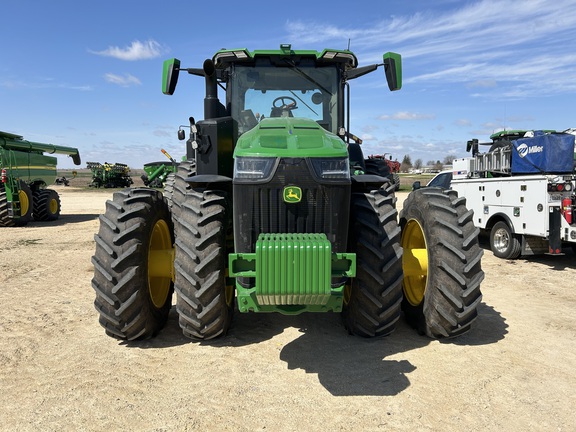 2023 John Deere 8R 370 Tractor