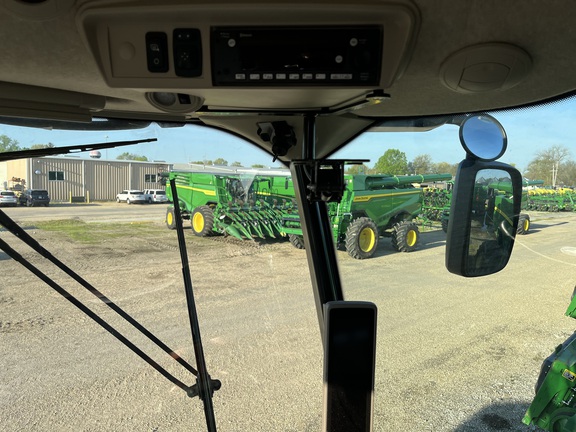 2024 John Deere S790 Combine