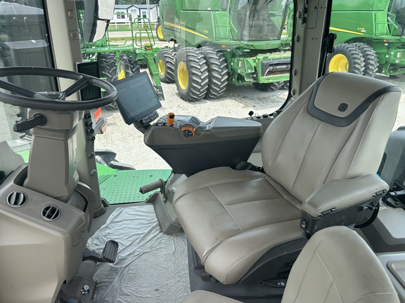 2024 John Deere 9R 640 Tractor 4WD