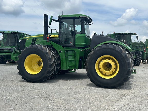 2024 John Deere 9R 640 Tractor 4WD