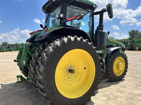 2024 John Deere 8R 250 Tractor