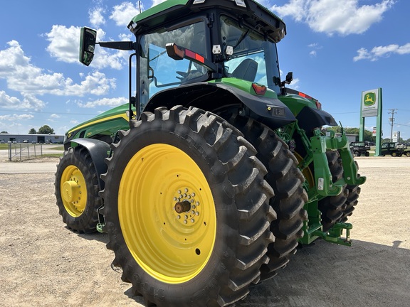 2024 John Deere 8R 250 Tractor