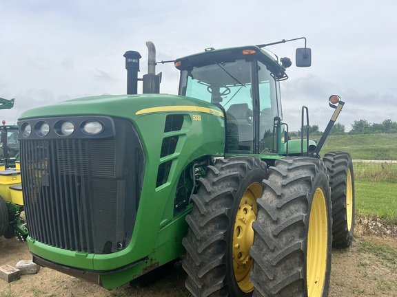 John Deere 9230 Tractor 4WD