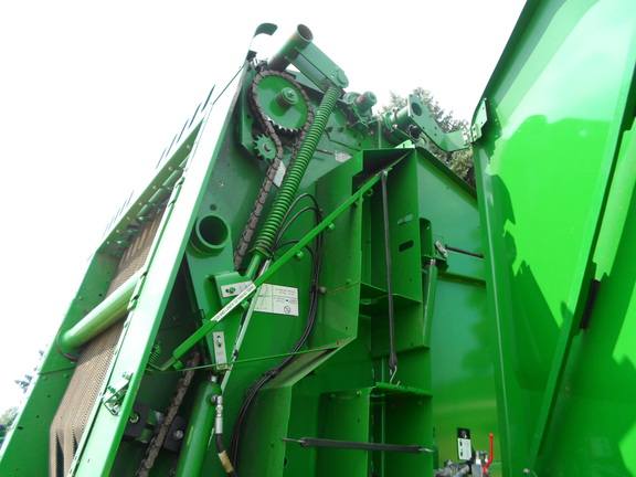2019 John Deere 560M Baler/Round
