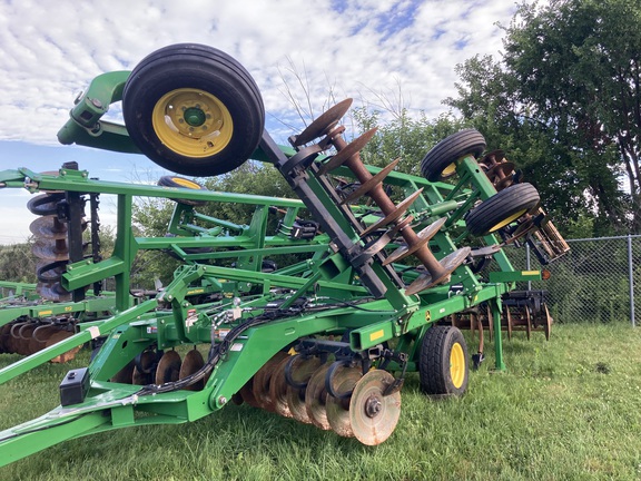 2022 John Deere 2720 Disk Ripper