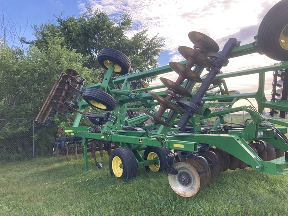 2022 John Deere 2720 Disk Ripper