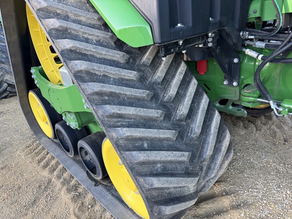 2024 John Deere 9RX 590 Tractor Rubber Track