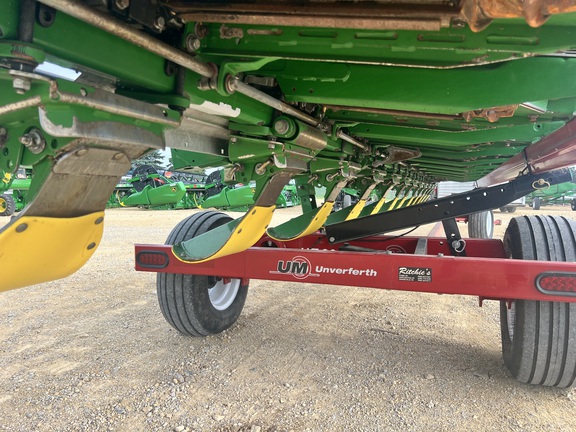 2022 John Deere C12F Header Corn Head