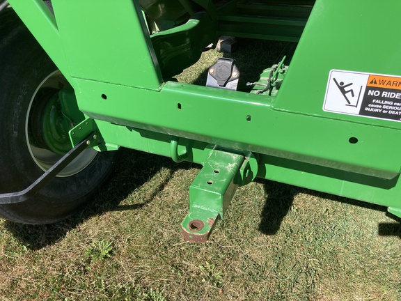 2015 Unverferth 657 Gravity Box