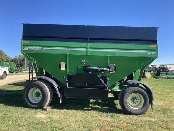 2015 Unverferth 657 Gravity Box