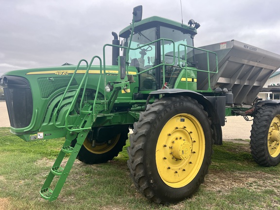 2006 John Deere 4920 Sprayer/High Clearance