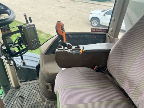 2006 John Deere 4920 Sprayer/High Clearance