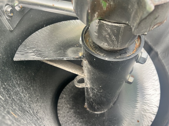 2008 Unverferth 9250 Grain Cart