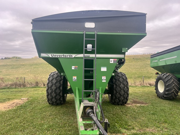 2008 Unverferth 9250 Grain Cart