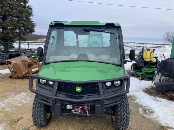 2022 John Deere XUV835R ATV