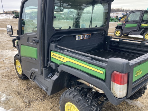 2022 John Deere XUV835R ATV