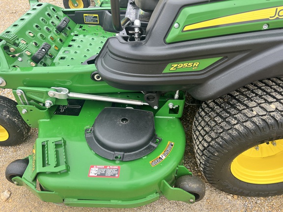 2020 John Deere Z955R Mower/Zero Turn