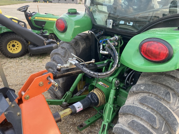 2019 John Deere 3046R Tractor Compact